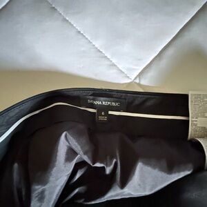 Banana Republic Classic Black Skirt